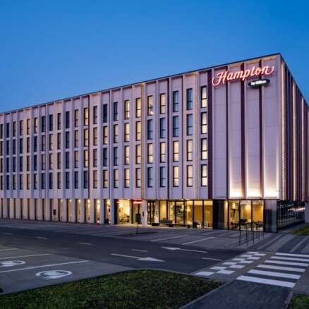 ФОТО. В Риге открылся первый отель Hampton by Hilton: как он выглядит изнутри