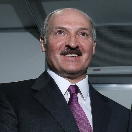 Lukašenko atzīts par gada korumpantu