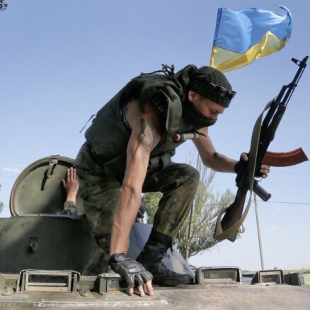 Kopš kara sākuma bez vēsts pazuduši 7000 ukraiņu karavīru