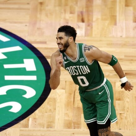 'Celtics' uzvar arī savā laukumā un neļauj 'Heat' sasniegt finālu