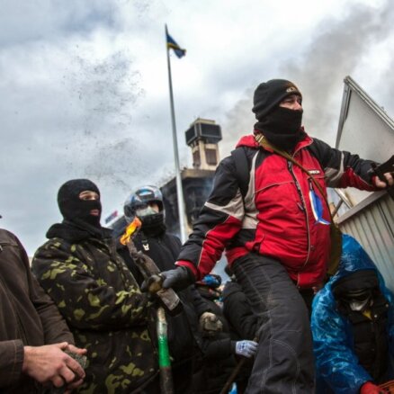 Конец перемирию: в Киеве возобновились ожесточенные столкновения
