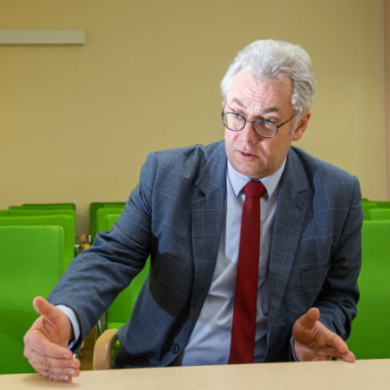 Sertifikātu atcelšana omikronu darīs priecīgu – intervija ar pazīstamo epidemiologu Perevoščikovu