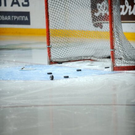 Līdz janvāra beigām pagarināts KHL pāreju termiņš