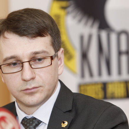 Премьер дал понять, что над Стрельченком сгущаются тучи