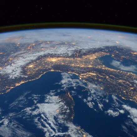 Meklē astronautus lidojumiem uz SKS un Mēnesi; pieteikties var arī Latvijas iedzīvotāji
