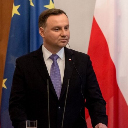 Ukrainai jāatgriežas pie savām starptautiski atzītajām robežām, uzsver Polijas prezidents
