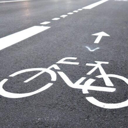 Trešdien avārijās uz Latvijas ceļiem cietuši seši velosipēdisti