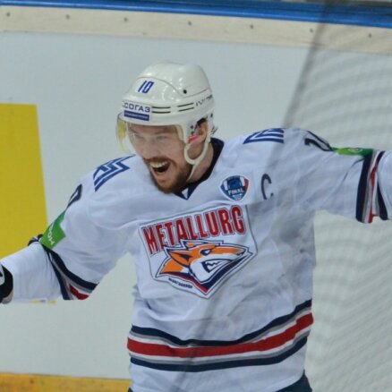 Mozjakins ieguvis KHL regulārā čempionāta vērtīgākā spēlētāja balvu