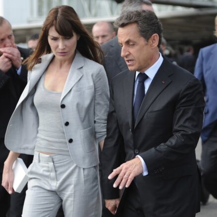 Саркози будет судиться с бывшим помощником