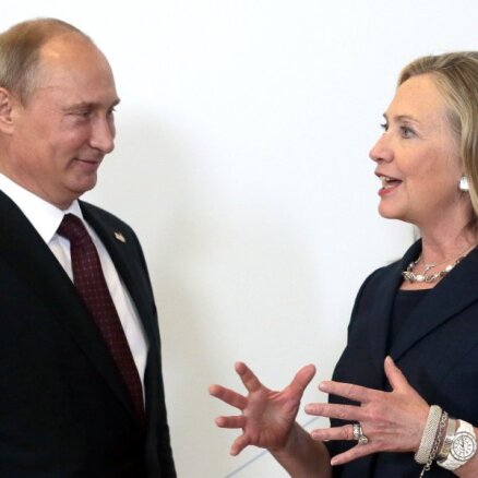 Reuters: ФБР заподозрило Россию в подделке документов против Клинтон
