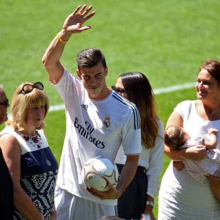 Madrides 'Real' fani neapmierināti ar pasaules dārgākā futbolista Beila sniegumu