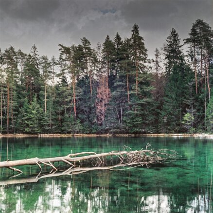 Neparasti kristāldzidrie Entu ezeri tepat kaimiņos - Igaunijā
