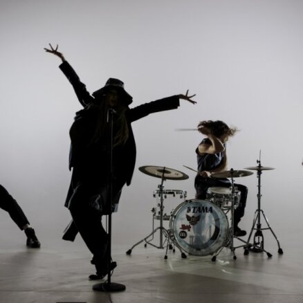 Noklausies! Grupa 'Triānas parks' laiž klajā jaunu singlu un video 'Lavīna'