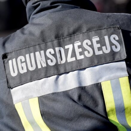 VUGD otrdien vienā mājā dzēsis divus ugunsgrēkus