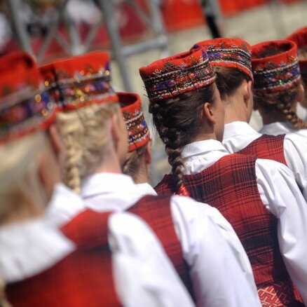 Noderīga informācija Latvijas skolu jaunatnes dziesmu un deju svētku dalībniekiem un viņu vecākiem