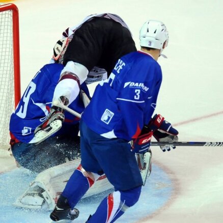Хоккеисты Латвии взяли верх над сборной Франции