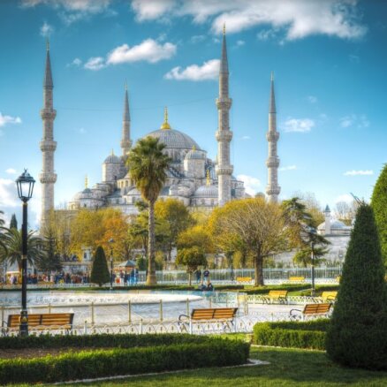 Ничего, кроме отелей, семей с детьми, жары и верблюдов: 7 мифов о Турции, в которые вы продолжаете верить