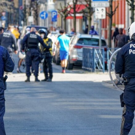 Aizdomās par terorakta plānošanu Beļģijā aizturēti divi nepilngadīgie
