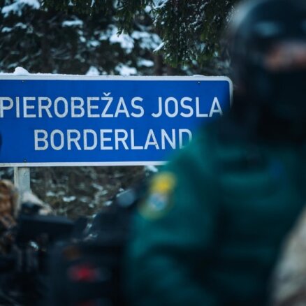 Svētdien novērsti 54 cilvēku mēģinājumi nelikumīgi šķērsot Latvijas-Baltkrievijas robežu