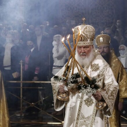 Patriarhs Kirils neticību pandēmijai salīdzina ar neticēšanu dievam