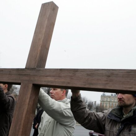 Ticīgo skaits Latvijā gada laikā sarucis; 'importēts' arī mazāk misionāru un garīdznieku