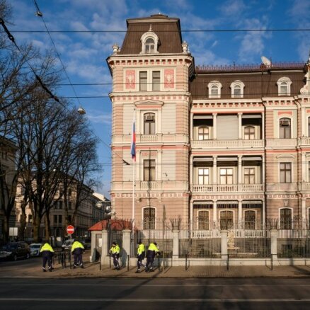 Antonijas ielas posmu Rīgā pie Krievijas vēstniecības pārdēvēs par Ukrainas neatkarības ielu