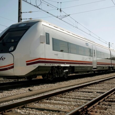 Vilcienu iepirkums: novērsts risks zaudēt ES naudu vagonu iegādei