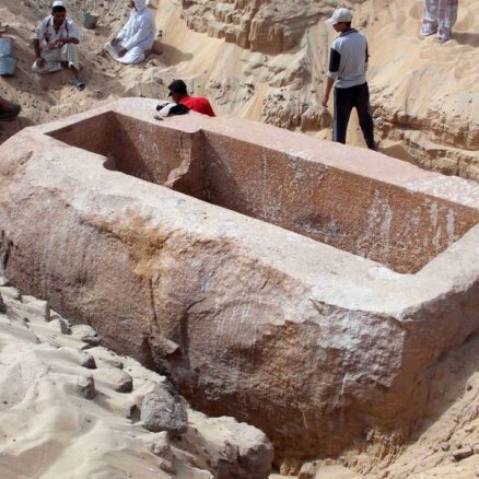 Ēģiptē atrastas vēl viena faraona kapenes