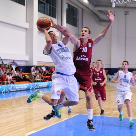 Latvijas U-18 basketbolisti Eiropas čempionātu sāk ar neveiksmi