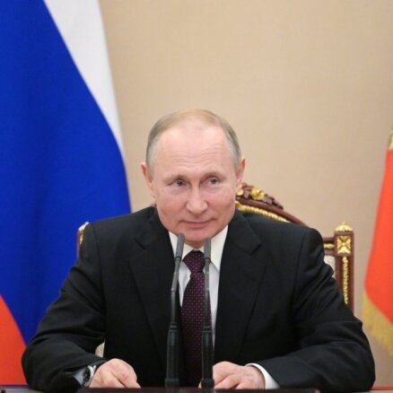 Maskavas vadītie bruņotie spēki Kazahstānā būs ierobežotu laiku, paziņo Putins