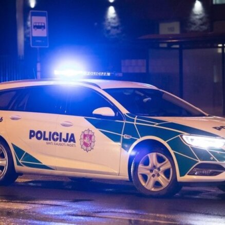 В Литве столкнулись BMW и автоцистерна: пострадавший гражданин Латвии помещен в реанимацию