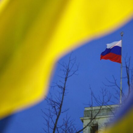 Ukraina aicina savus pilsoņus pamest Krieviju