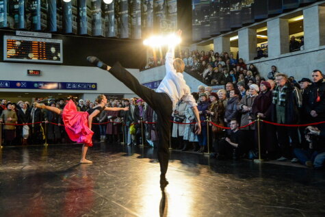 Балтийский фестиваль балета открыли прямо на Рижском центральном вокзале