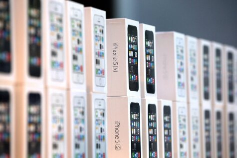 В ожидании Apple iPhone 6: иллюстрированная история семи поколений 