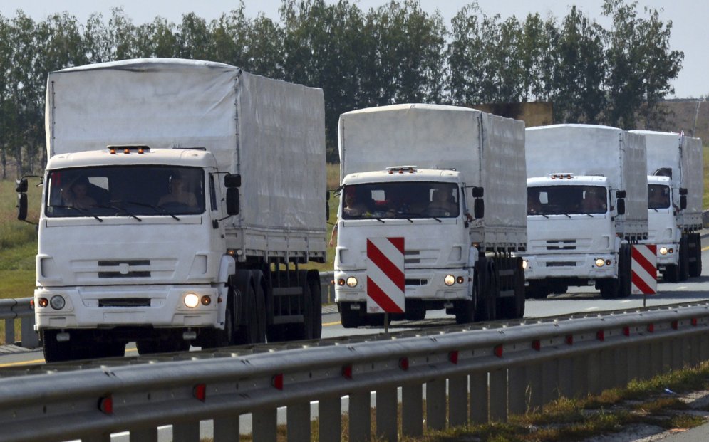 Гуманитарный караван идет на Украину без опознавательных знаков (+саундтрек!)