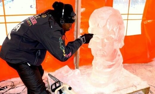 Jelgavas ledus skulptūru festivālā top pirmie darbi