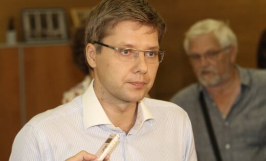 'Vienotības' pārstāvji Rīgas domē Ušakova demisiju neatbalstīs; mēra rīcību lūgs vērtēt RD ētikas komisijā