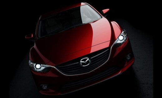 Mazda впервые показала снимки долгожданной "шестерки"