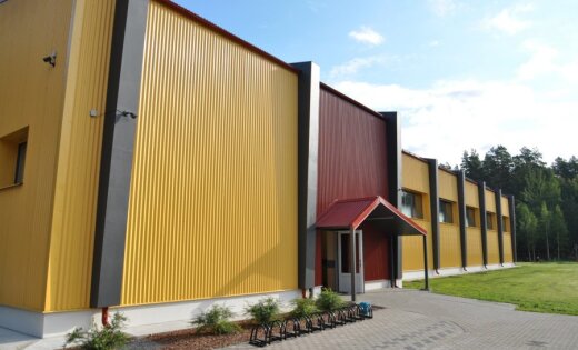 Atklāta pirmā zema enerģijas patēriņa sporta halle Latvijā