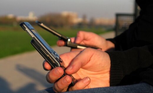 Жизнь в эпоху до iPhone: 10 мобильников, творивших историю