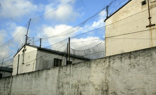 Jelgavas cietums bojā pilsētas tēlu un piesārņo gaisu, vēsta portāls