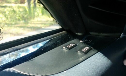 Тест-драйв. Rolls Royce в Риге: "вау-фактор" на пределе