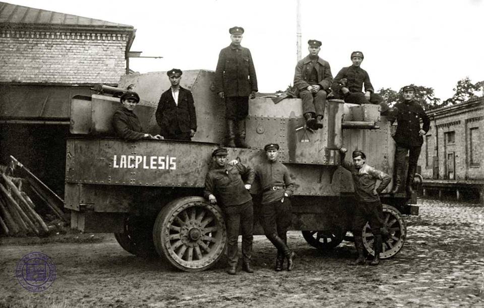 Что это — "день Лачплесиса", или Как осенью 1919 года Рига сражалась с армией Бермондта