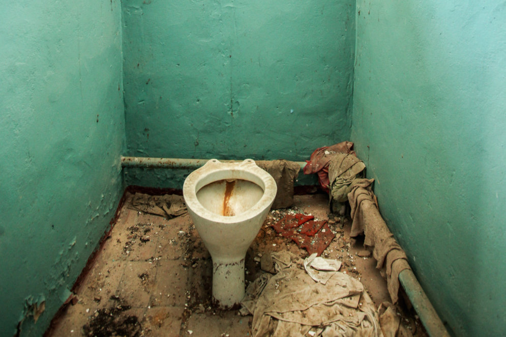 Radioaktīvās Černobiļas tualetes, kas stāv pamestas 30 gadus