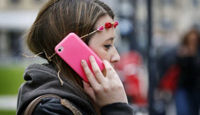 Vai mobilie telefoni izraisa smadzeņu audzēju? 29 gadus ilgi novērojumi snieguši atbildi