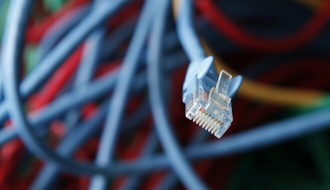 'Lattelecom' testē jaunas interneta tehnoloģijas ar vara kabeļiem un sasniedz 780 Mbit/s