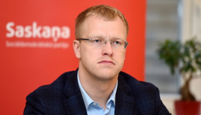'Saskaņas' iegūtie septiņi deputātu mandāti var nodrošināt Elksniņam Daugavpils mēra amatu