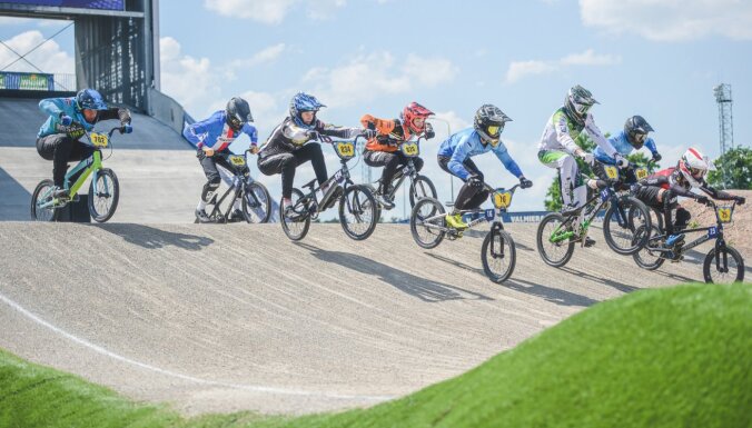 BMX riteņbraucēja Stūriška Eiropas kausā Valmierā uzvar arī svētdienas sacensībās