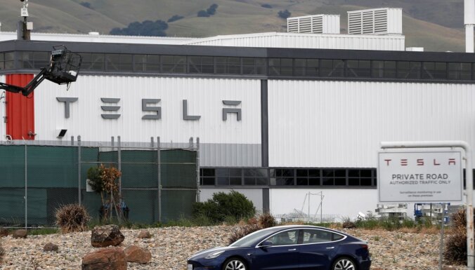 Tesla обновила рекорд по поставкам автомобилей за квартал