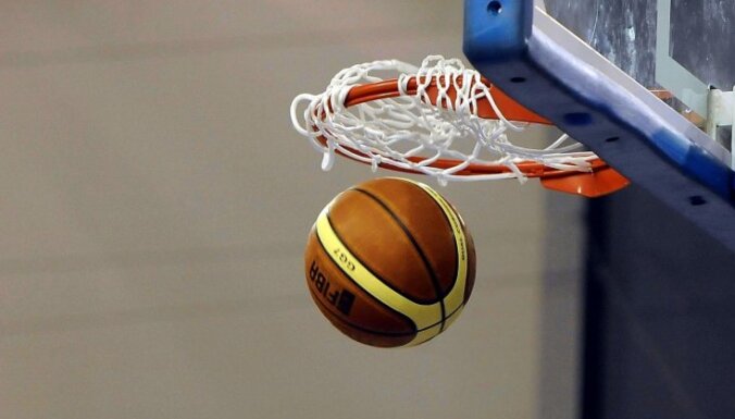 'Šiauliai' basketbolisti BBL mačā pieveic 'Sakalai'; 'Valmierai' pēdējā cīņā nepieciešama uzvara